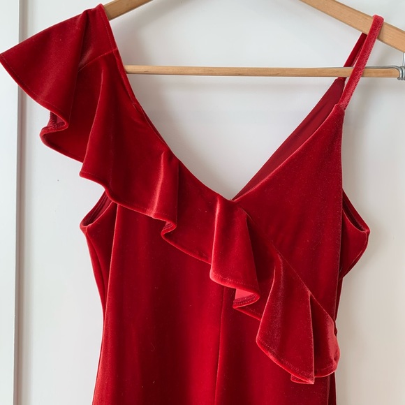 EXPRESS Red Velvet Ruffle Dress (NWT) - Picture 3 of 8